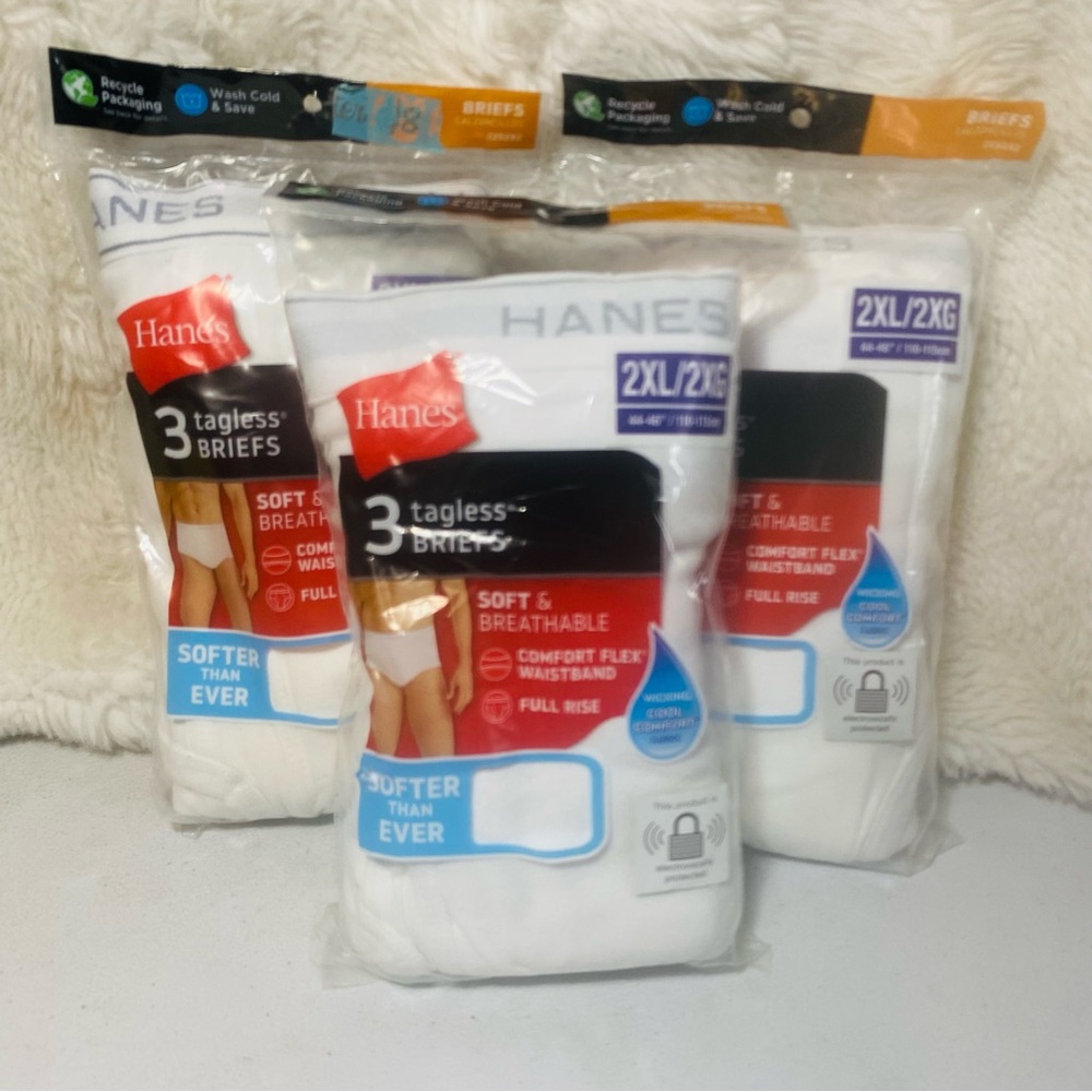 Hanes Men's White 3-Pack Tagless Briefs - 2XL 44-46